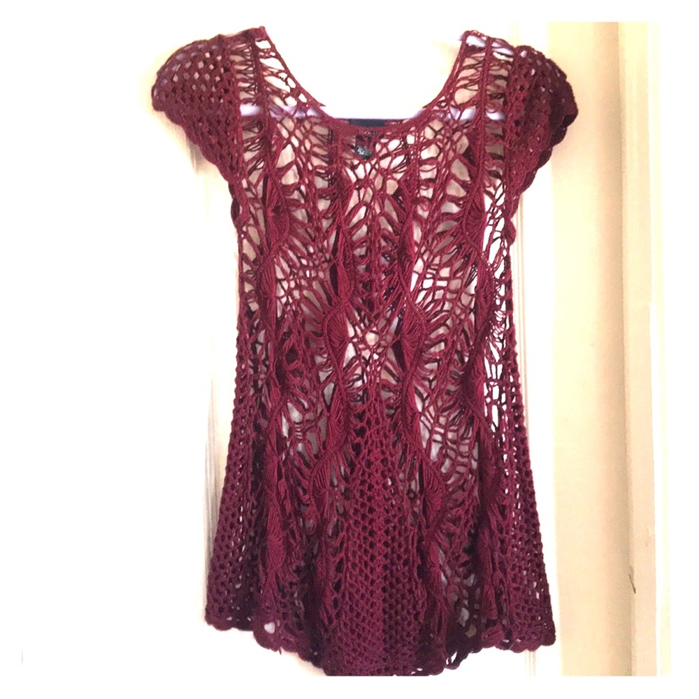 NWOT Maroon crochet top